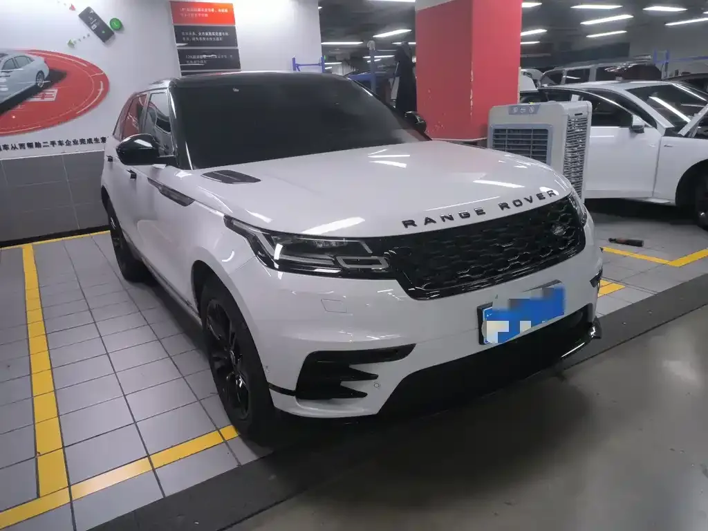 Land Rover Velar — фото 6