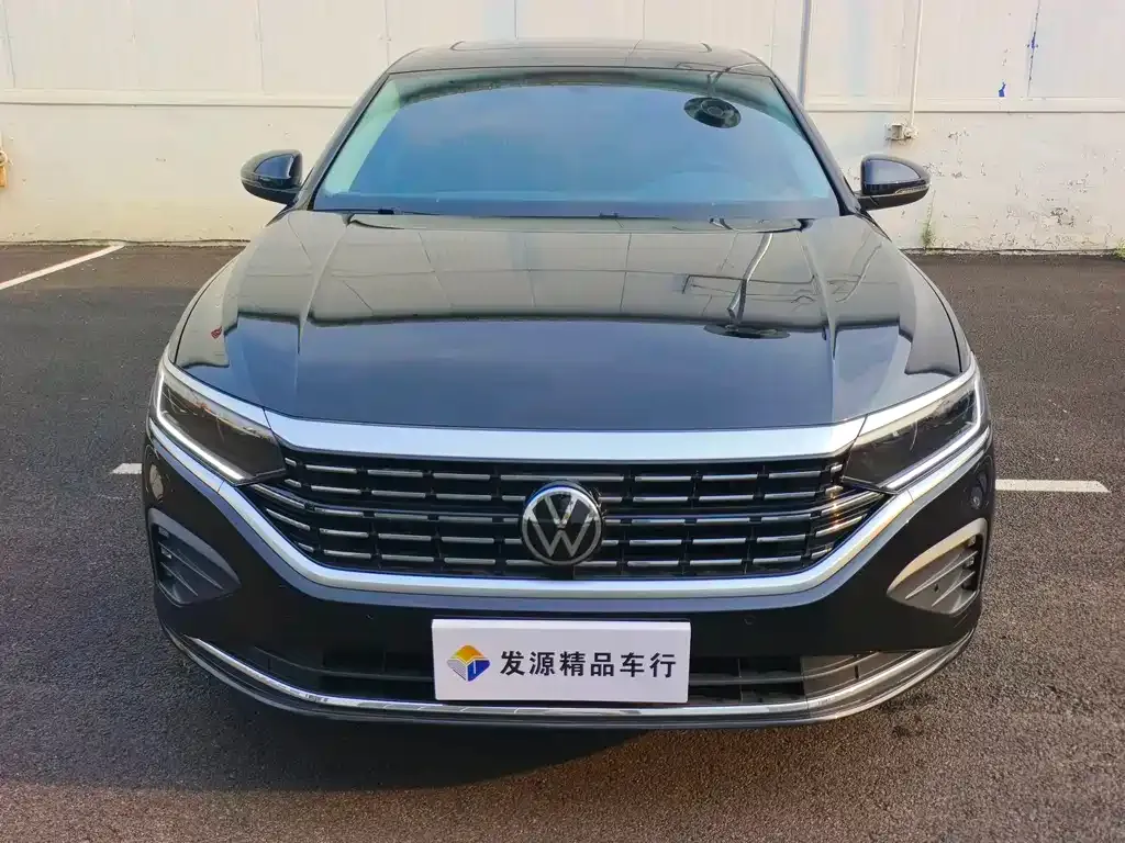 Volkswagen Passat — фото 7