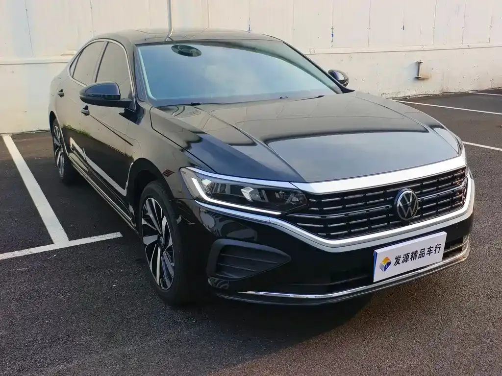 Volkswagen Passat — фото 6