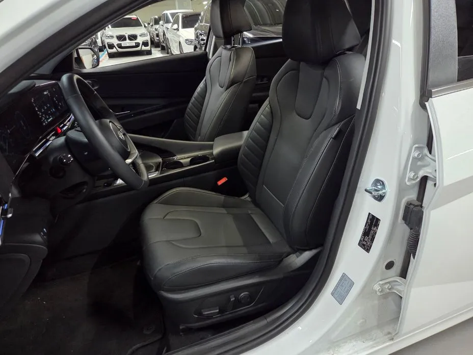 Hyundai AVANTE — фото 2