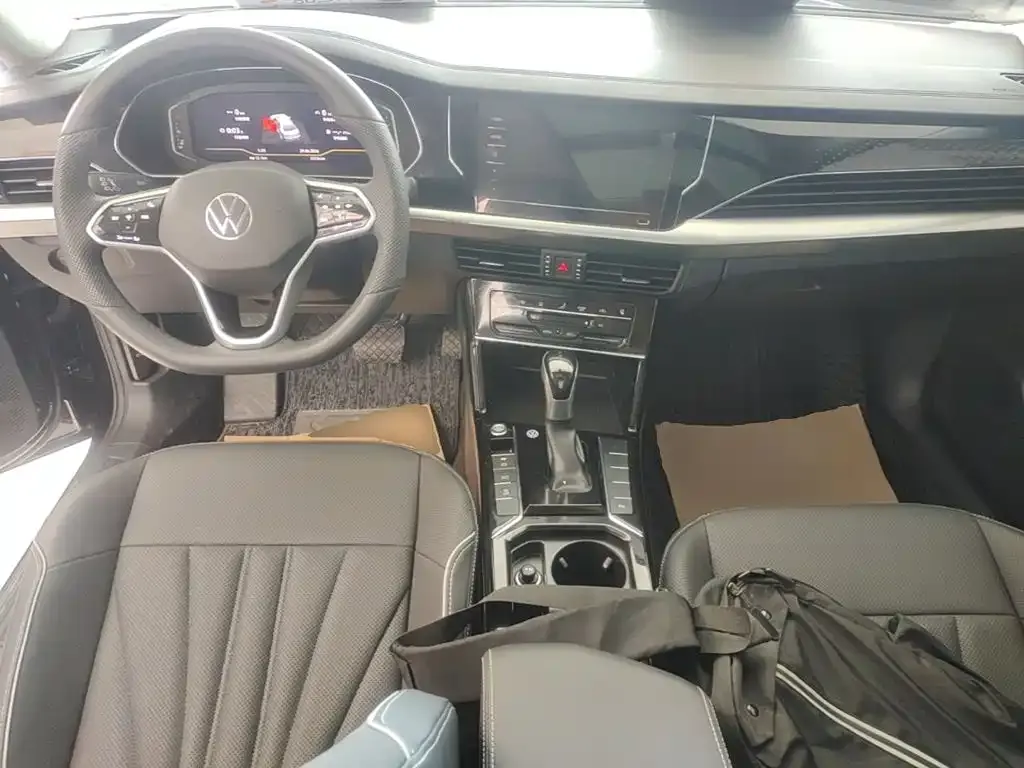Volkswagen Passat — фото 8
