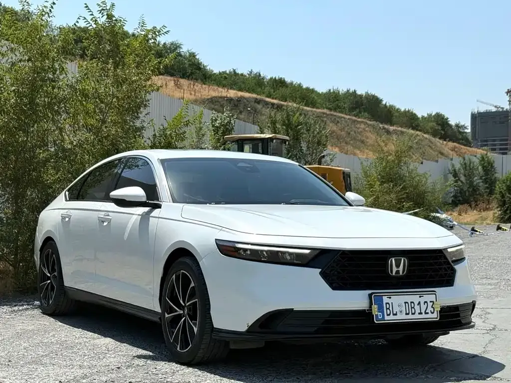 Honda Accord — фото 4