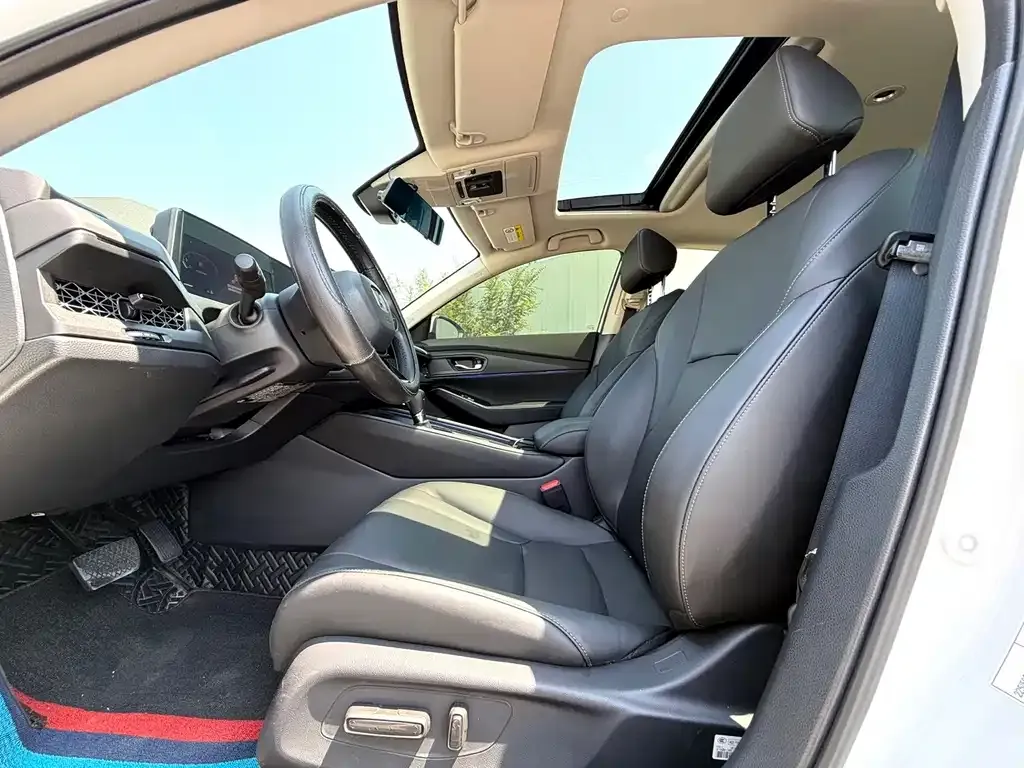 Honda Accord — фото 6