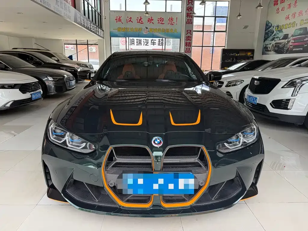 BMW M4 — фото 1