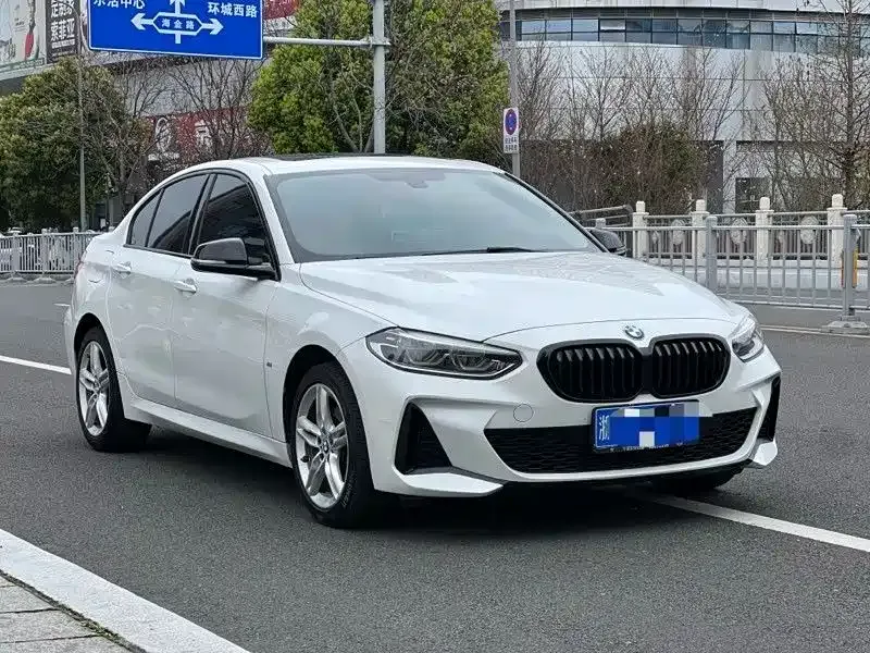 BMW 1 Series 2022 из CN, фото 10