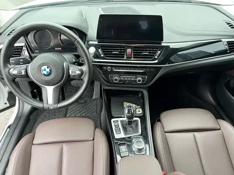 BMW 1 Series 2022 из CN, фото 4