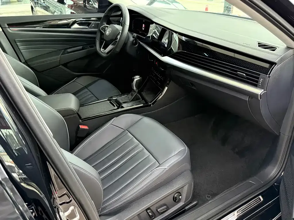 Volkswagen Passat — фото 6