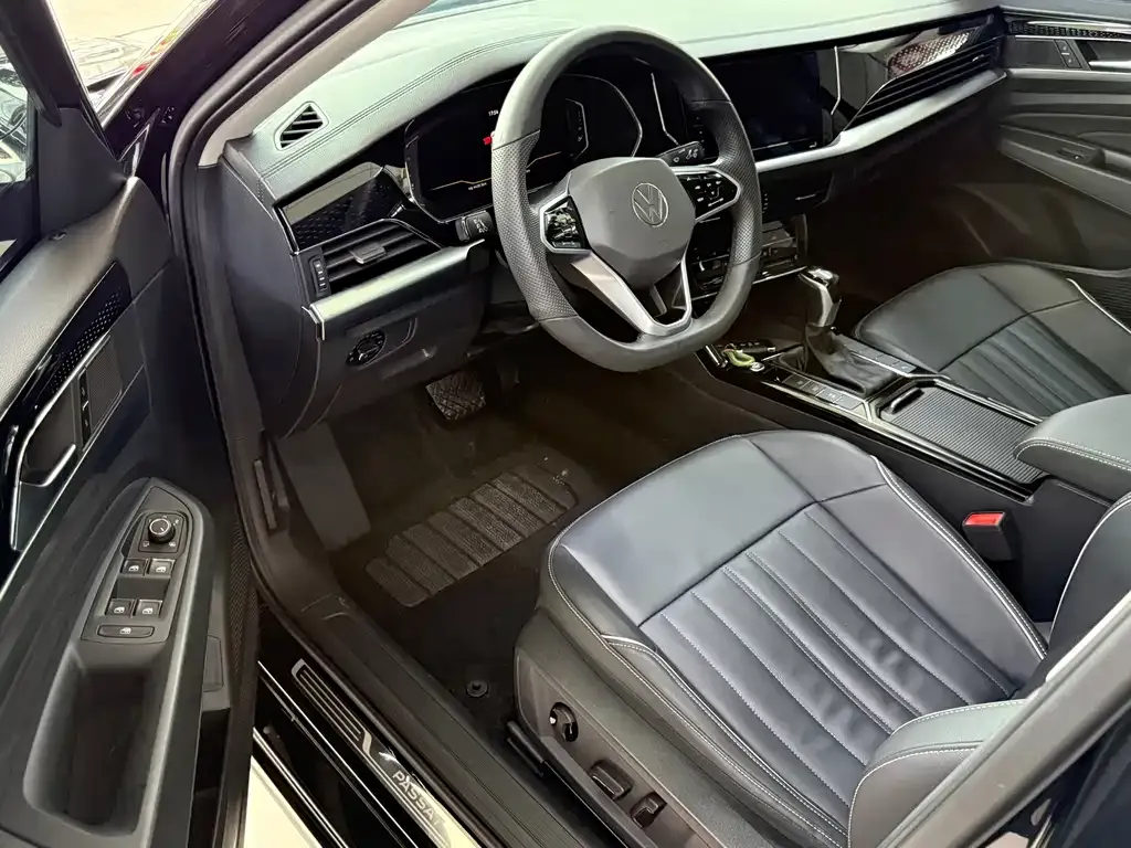 Volkswagen Passat — фото 10