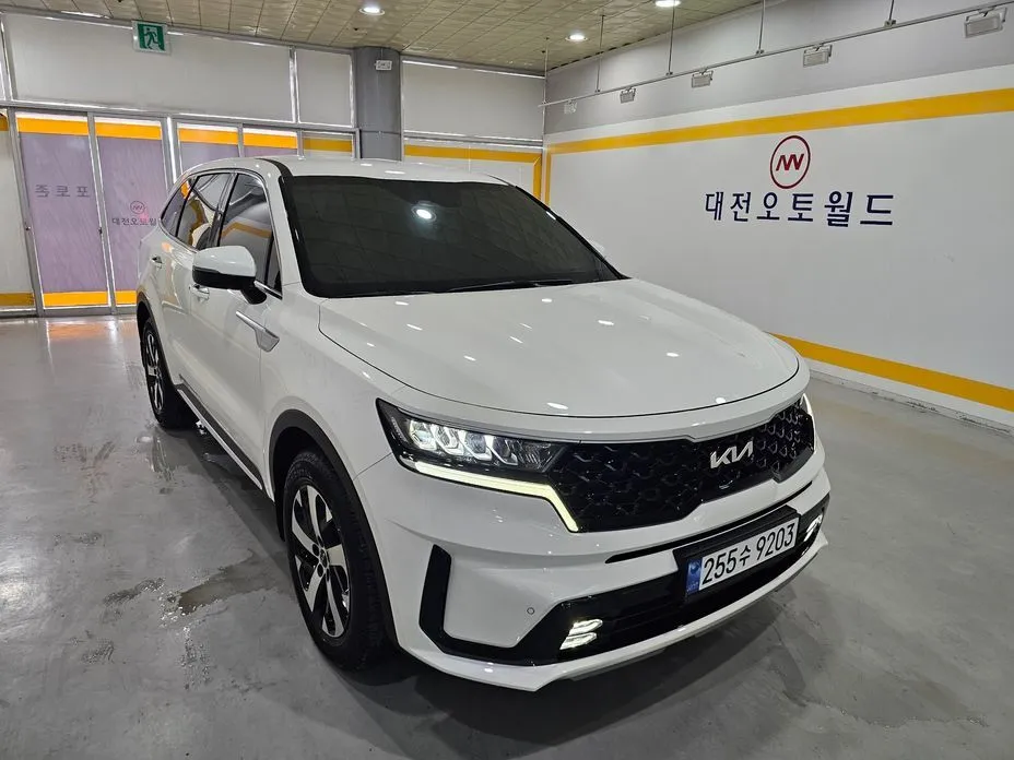 Kia Sorento — фото 1