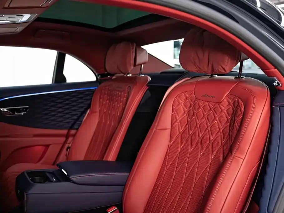 Bentley Flying Spur — фото 8