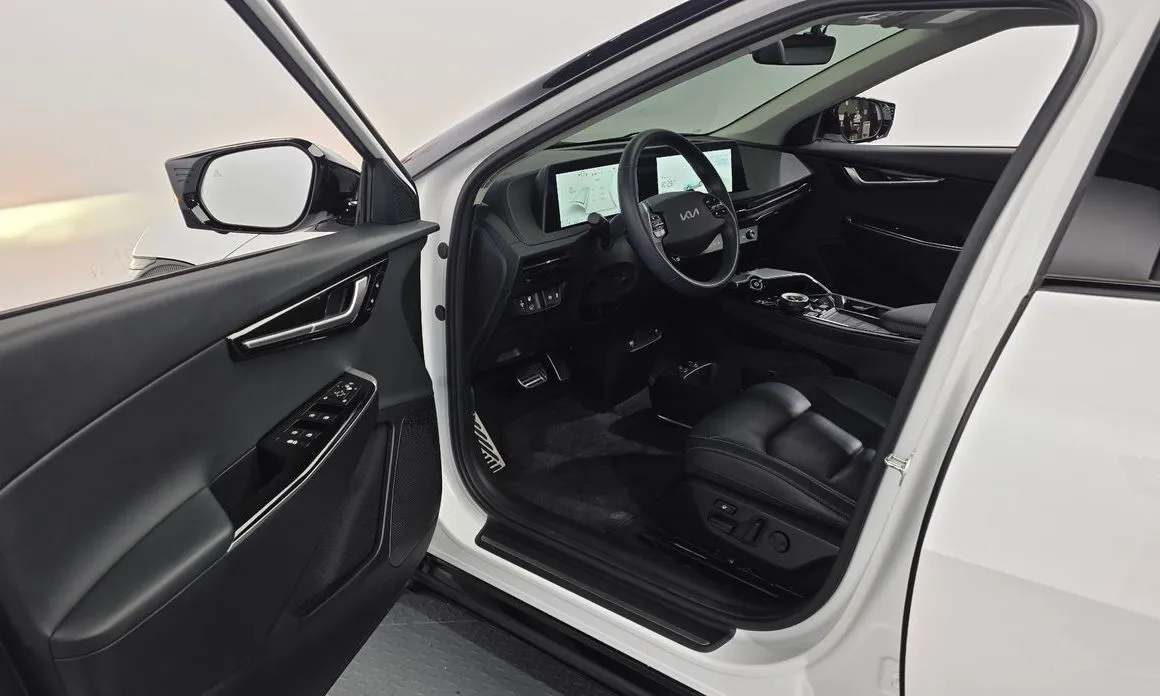 Kia EV6 — фото 6