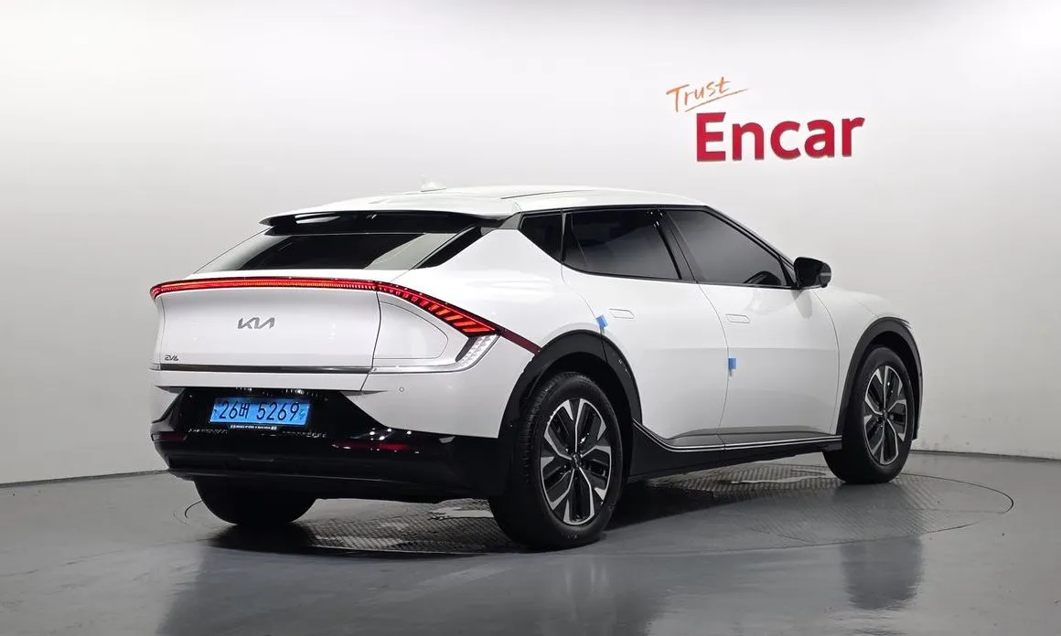 Kia EV6 — фото 5