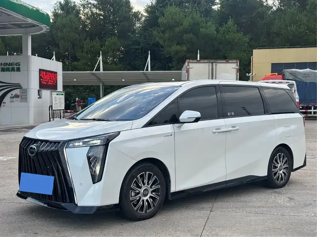 GAC Motor Trumpchi E9 — фото 1