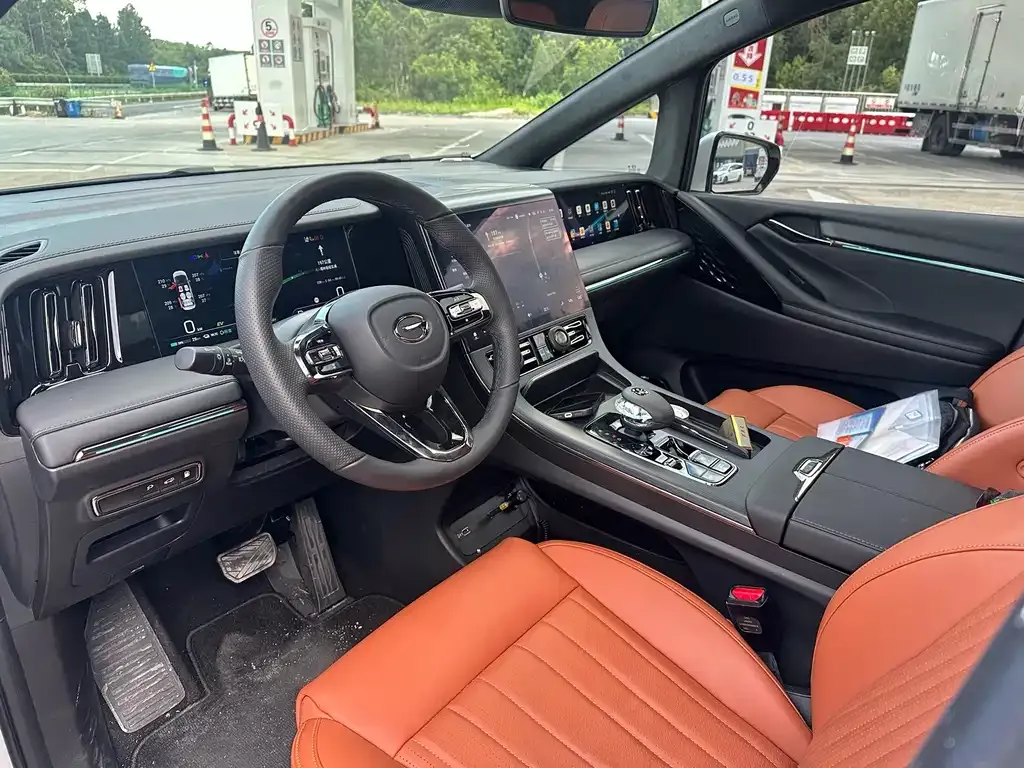 GAC Motor Trumpchi E9 — фото 8
