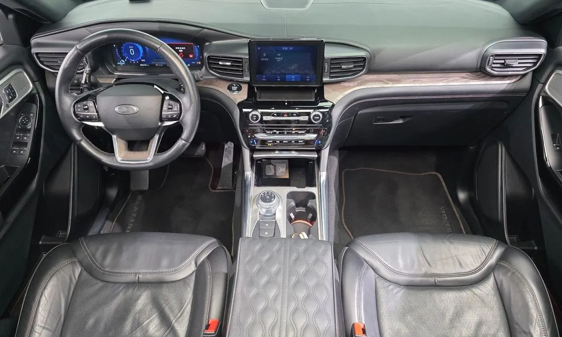Ford Explorer 2021 из KR, фото 2