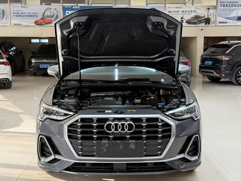 Audi Q3 — фото 3