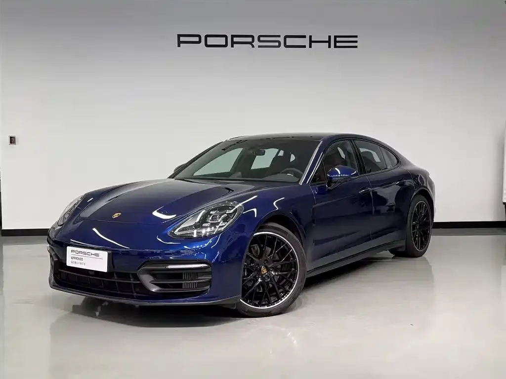 Porsche Panamera — фото 1