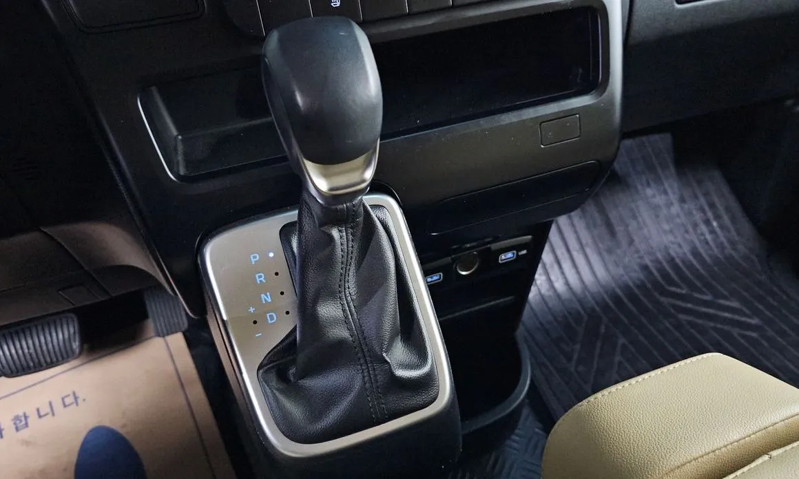 Hyundai Staria — фото 2