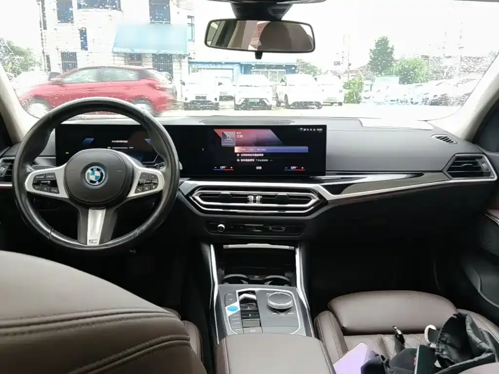 BMW i3 — фото 10