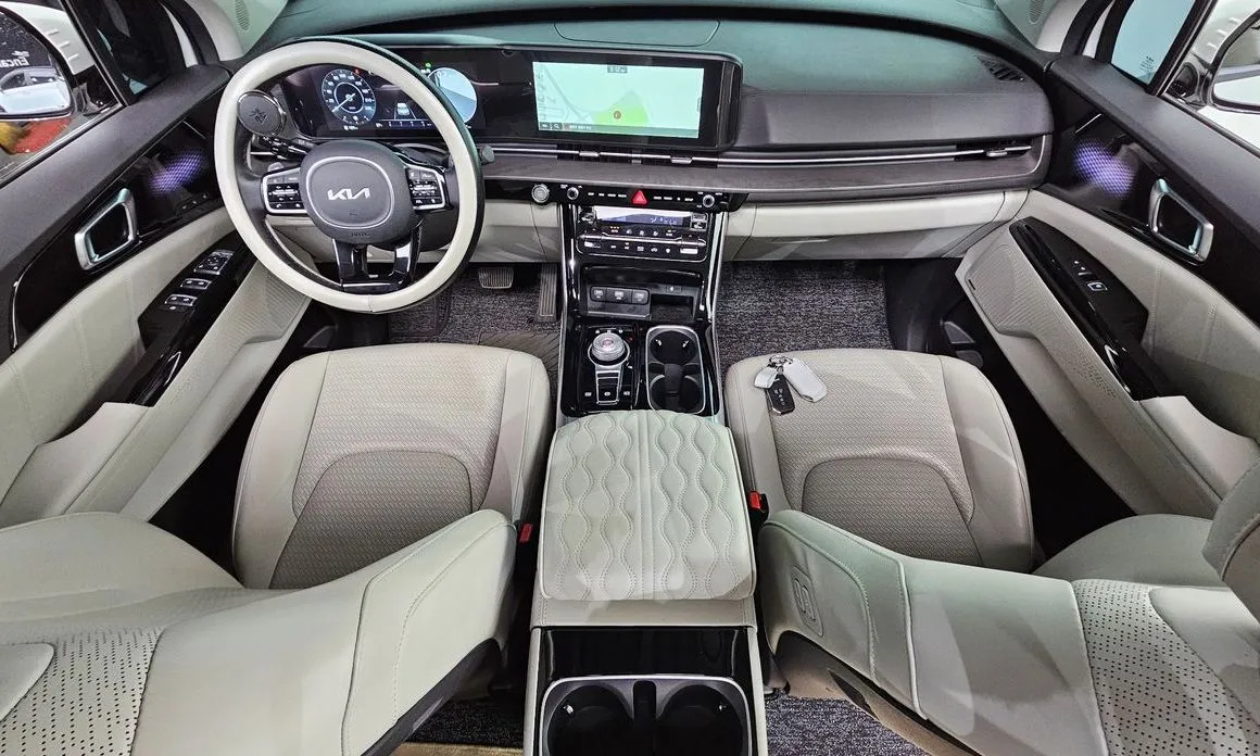 Kia Carnival — фото 10