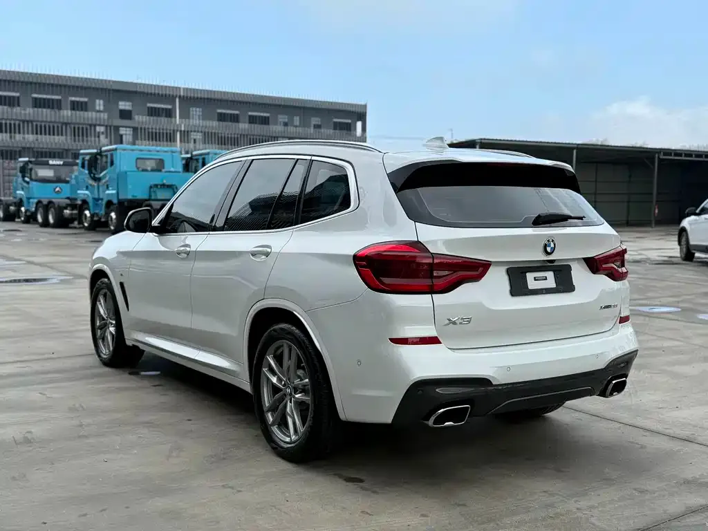BMW X3 — фото 3