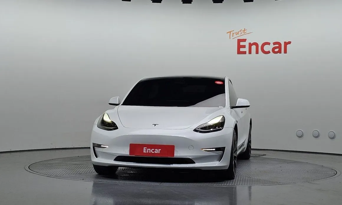 Tesla Model 3 2021 из KR, фото 8