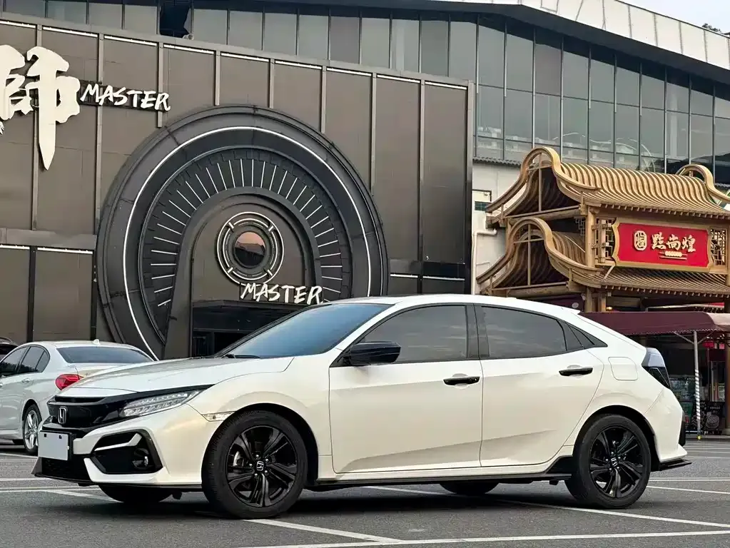 Honda Civic — фото 1