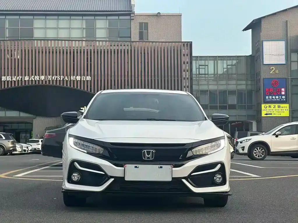 Honda Civic — фото 6