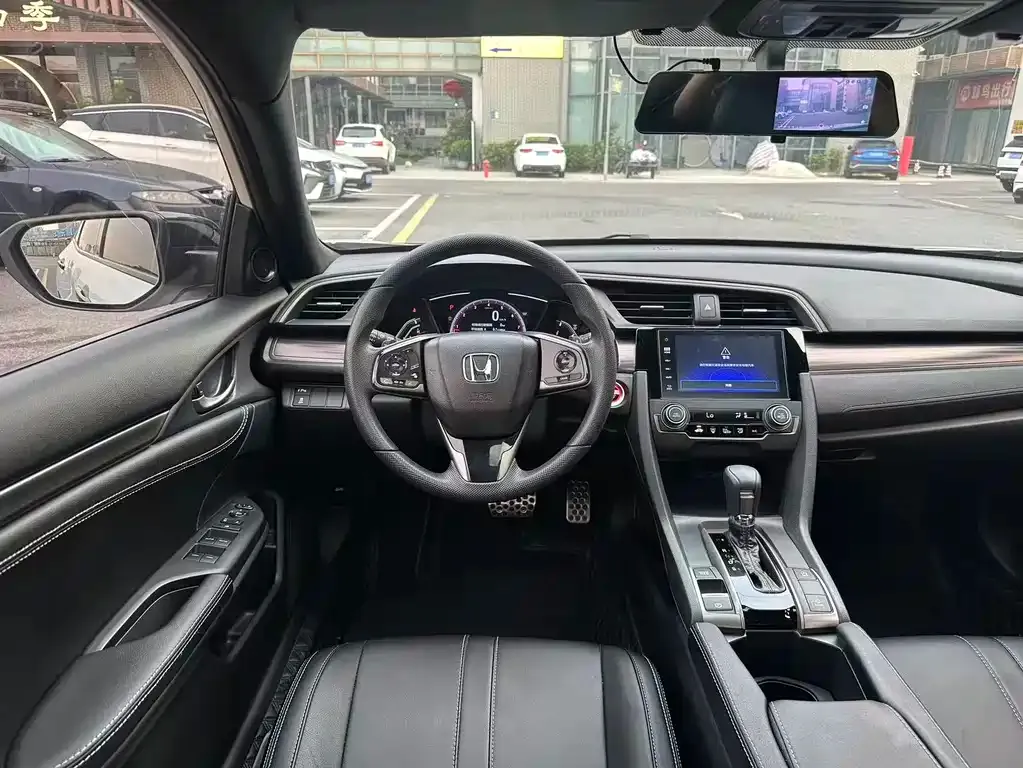 Honda Civic — фото 5