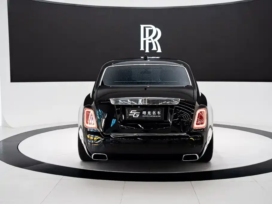 Rolls-Royce Phantom — фото 2