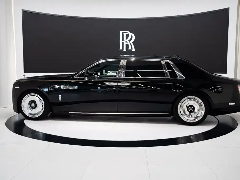 Rolls-Royce Phantom — фото 6