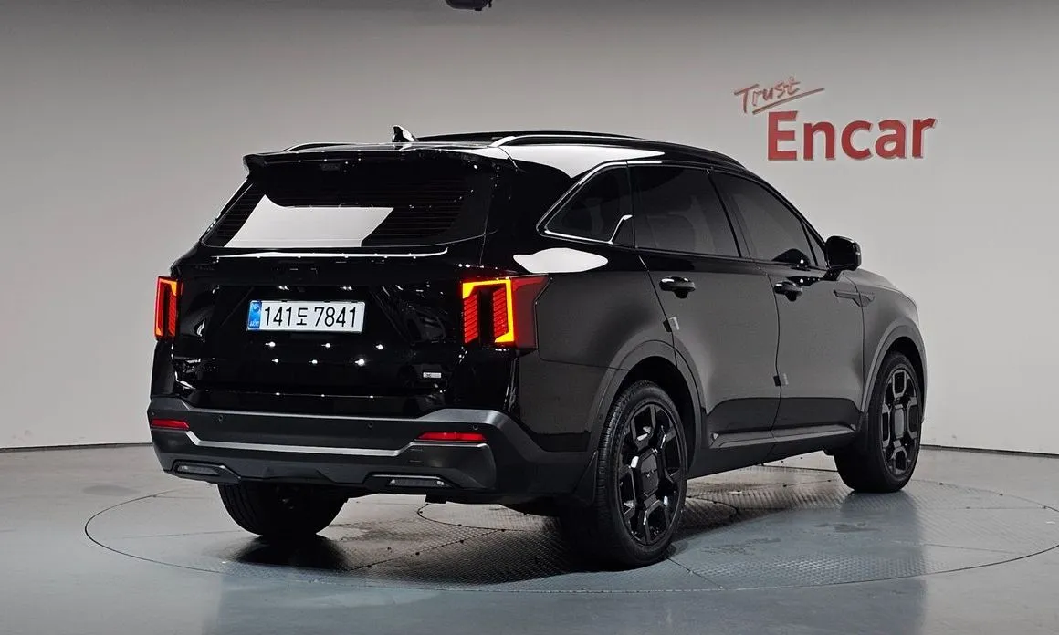 Kia Sorento — фото 4
