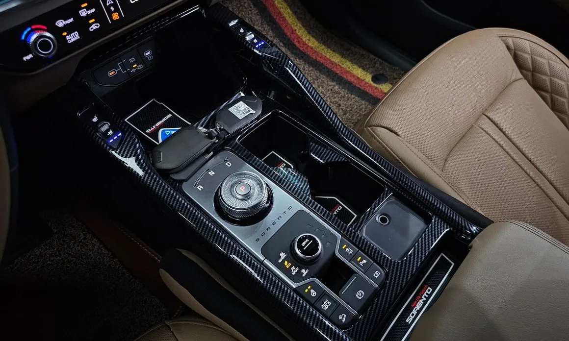 Kia Sorento — фото 5