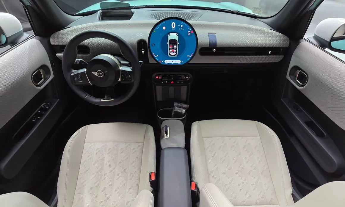 Mini Cooper 2025 из KR, фото 9