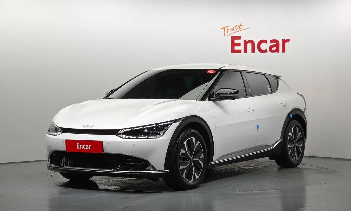 Kia EV6 — фото 1