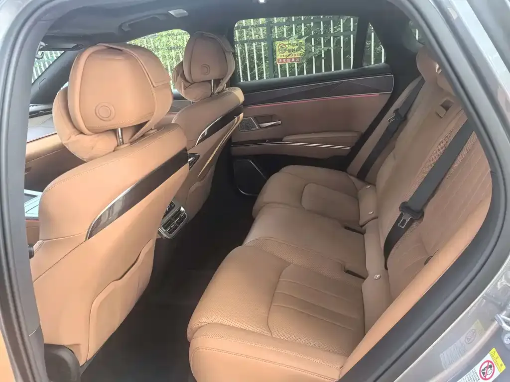 BYD Han L — фото 5
