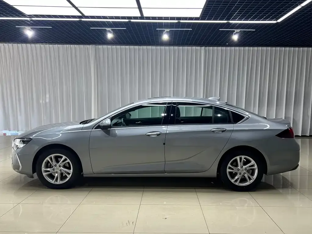 Buick Regal — фото 9