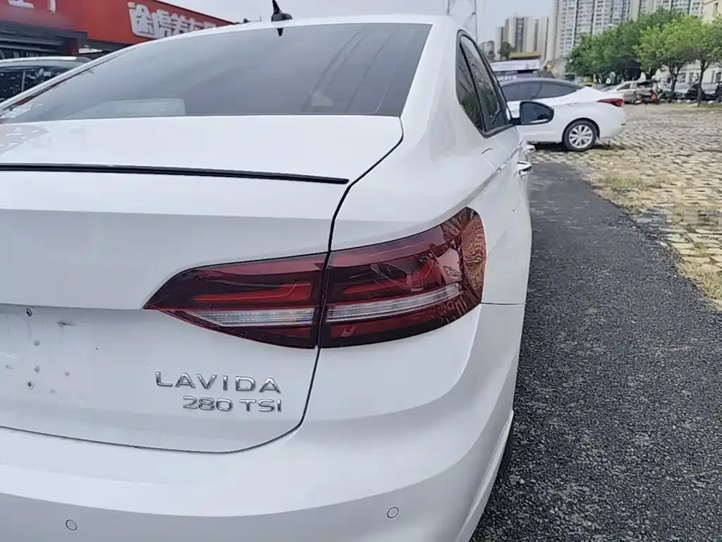 Volkswagen Lavida 2022 из CN, фото 4