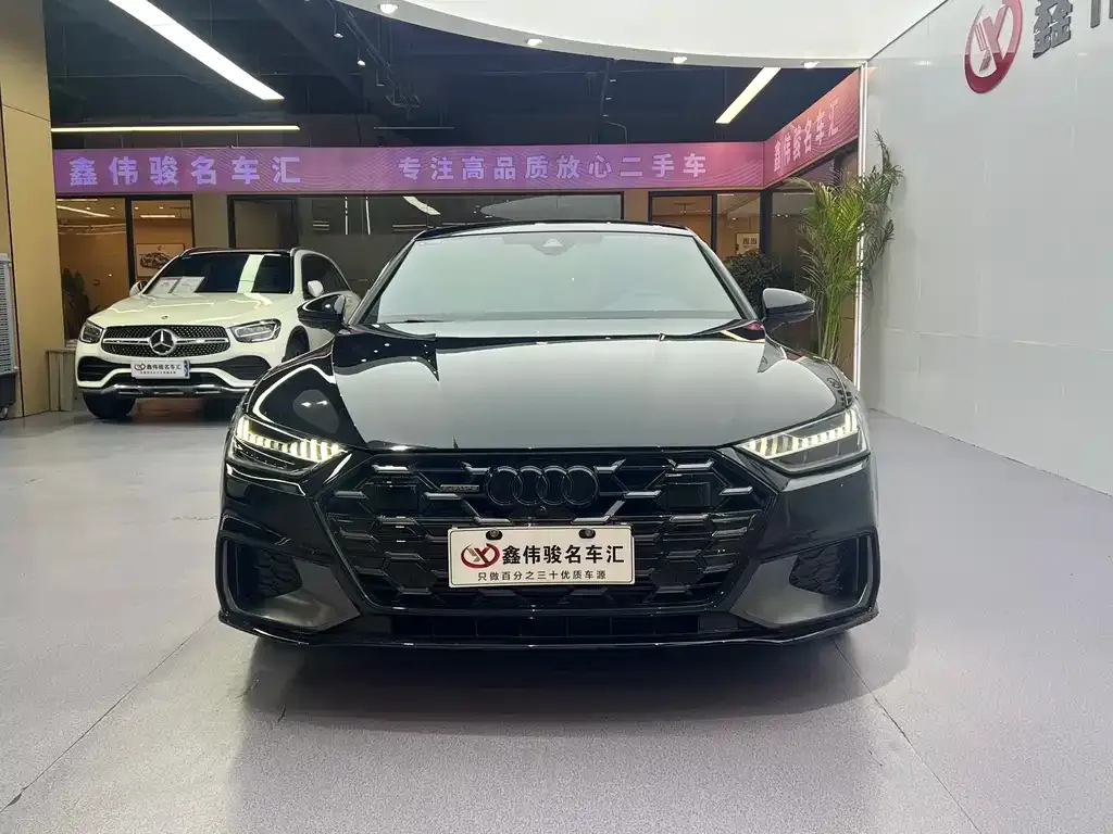 Audi A7L — фото 2