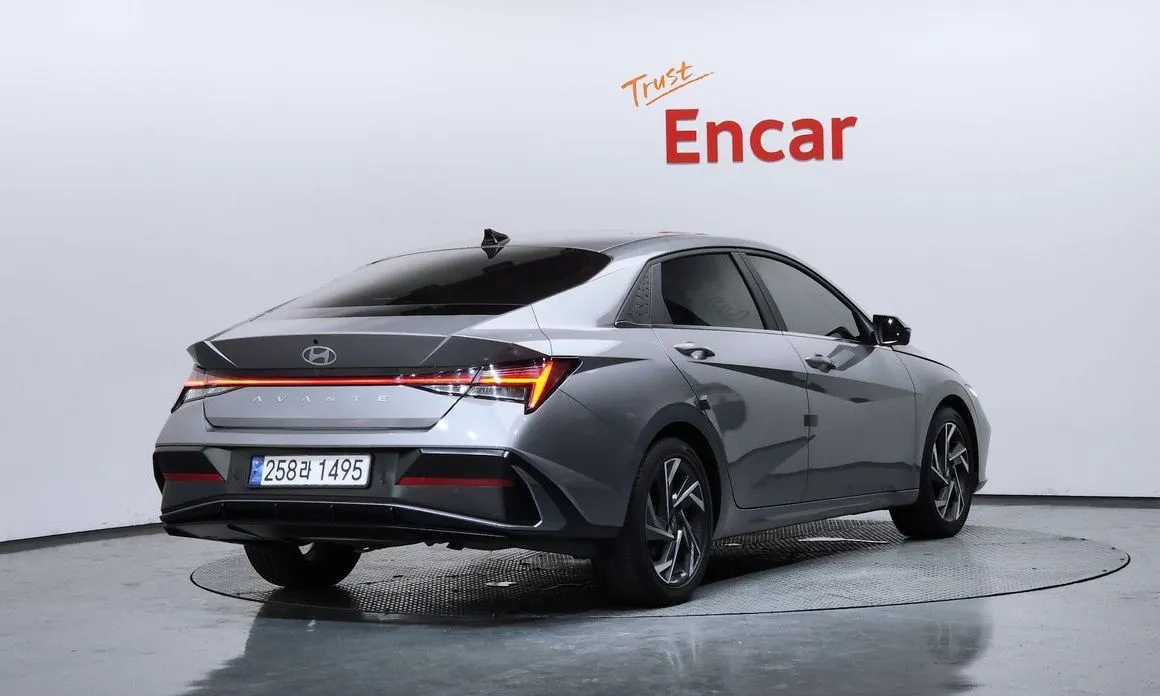 Hyundai AVANTE — фото 4