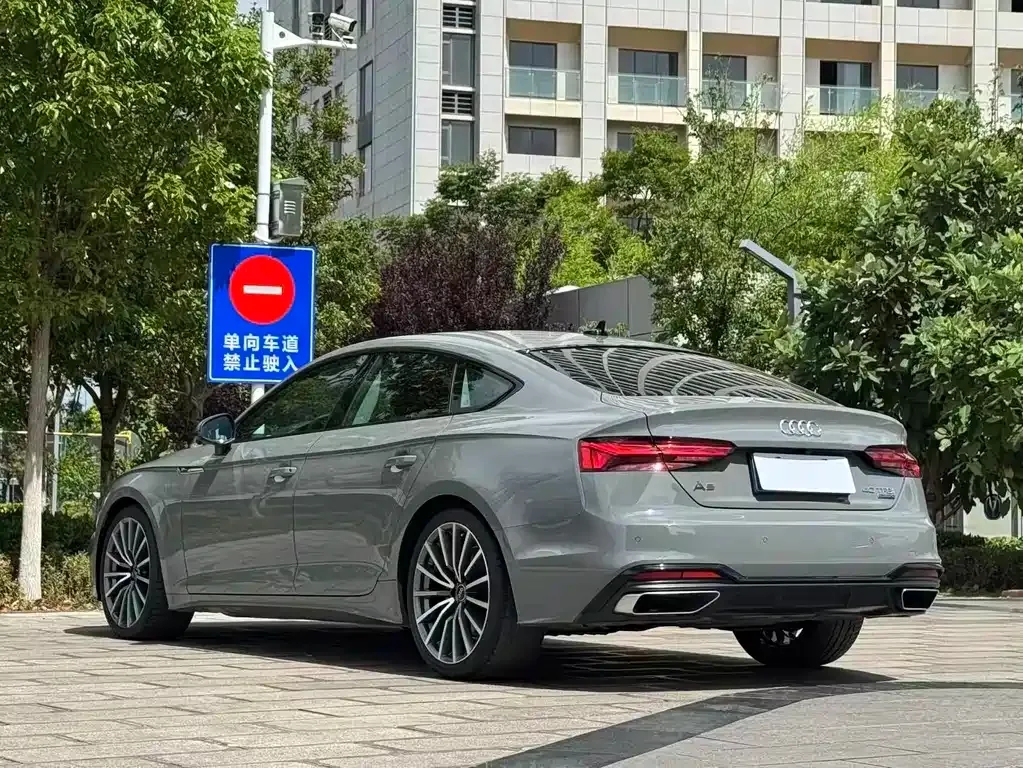 Audi A5 (Import) — фото 3