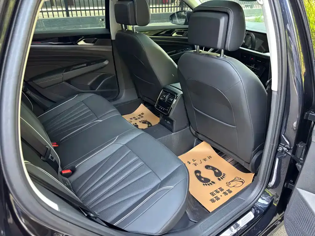Volkswagen Passat — фото 5