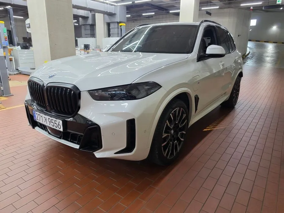 BMW X5 xDrive 50e M Sport 1