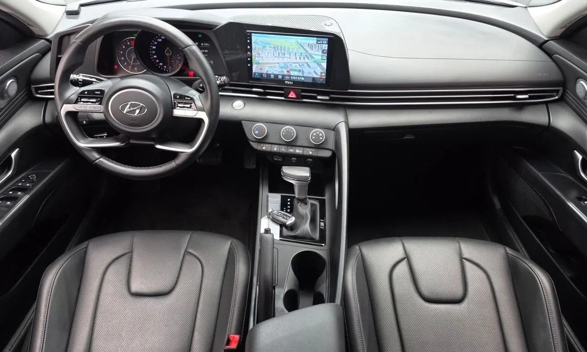 Hyundai AVANTE 2021 из KR, фото 10
