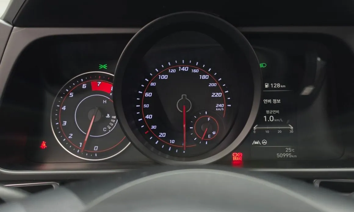 Hyundai AVANTE 2021 из KR, фото 2