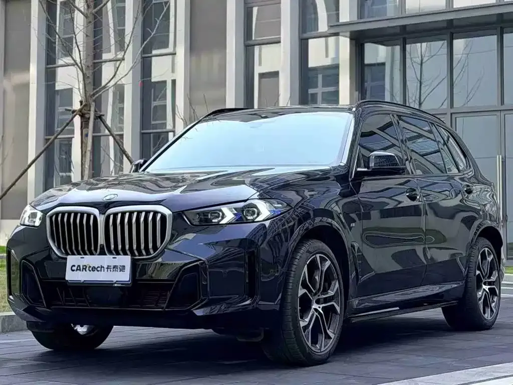 BMW X5 — фото 1