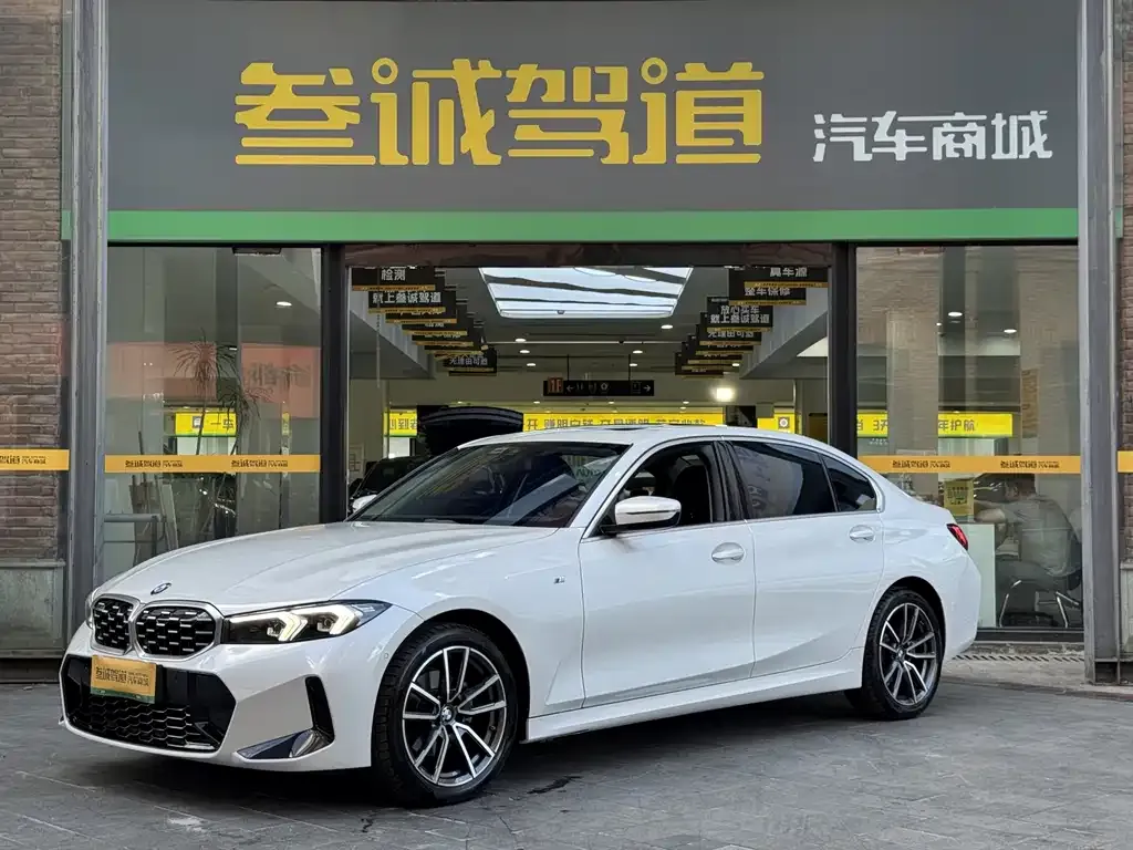 BMW 3 Series — фото 1