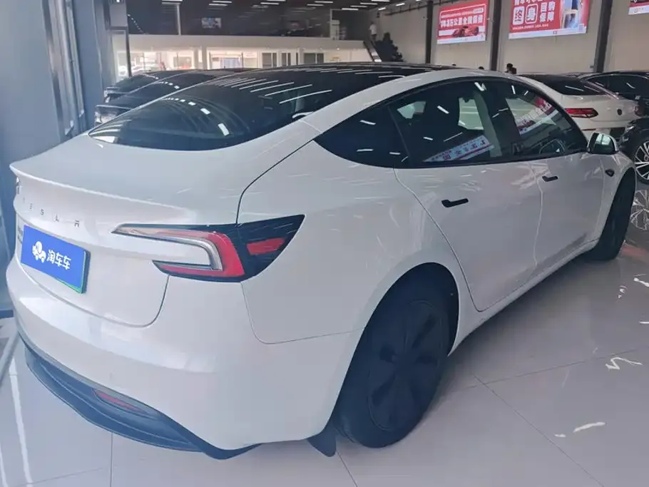 Tesla Model 3 — фото 3