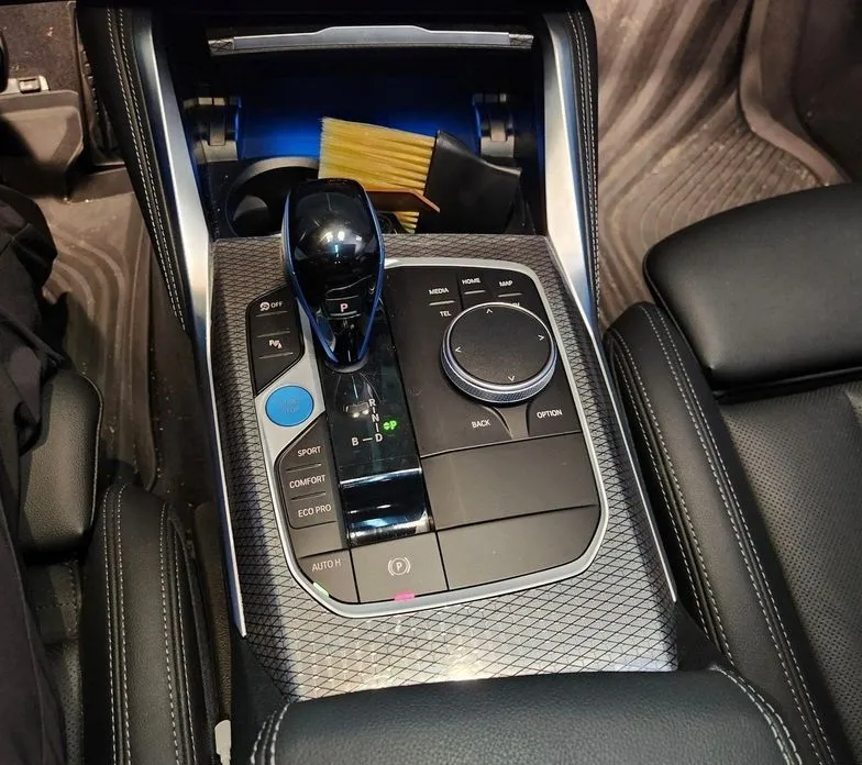 BMW i4 2023 из KR, фото 4