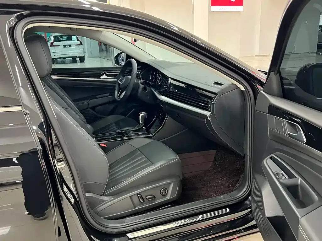 Volkswagen Passat — фото 3